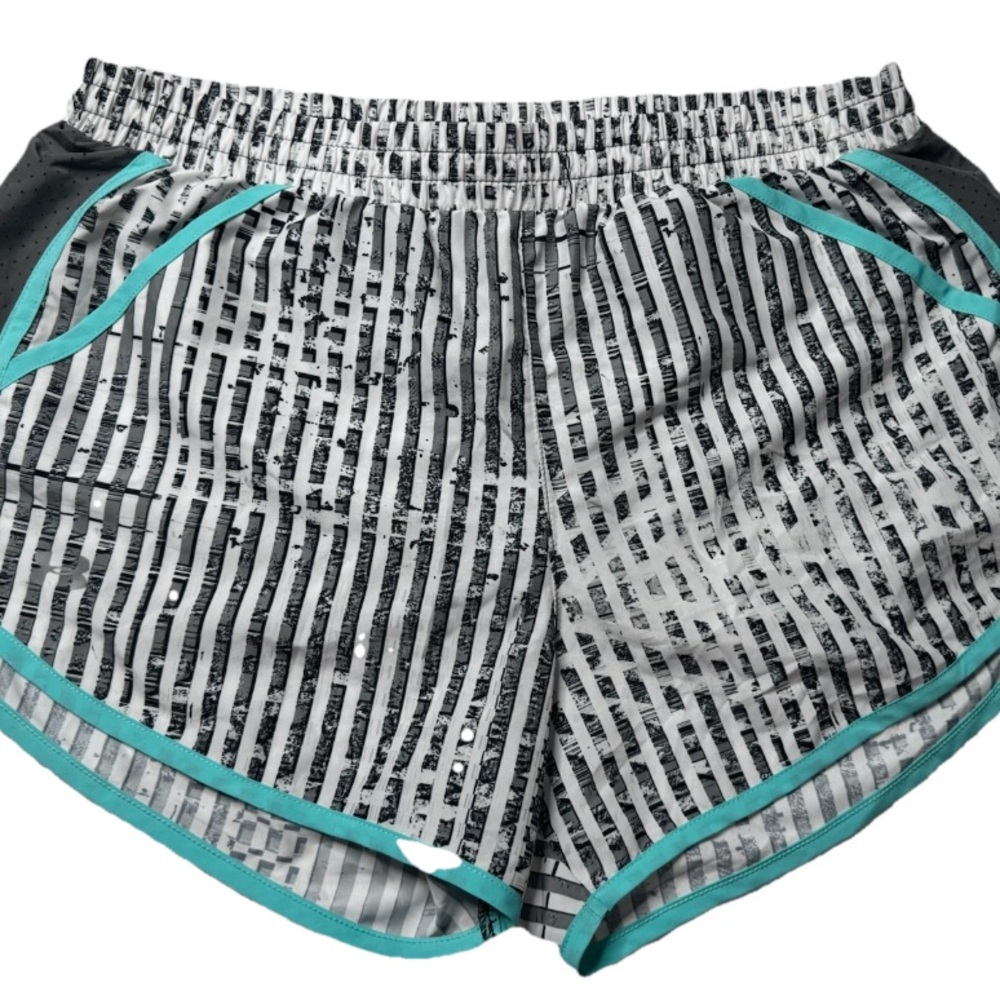 Under Armour Women’s Running Shorts – Gray with Blue Trim –  Medium – HeatGear